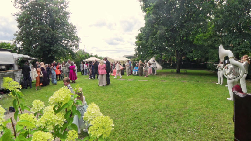 GARDEN WEDDING